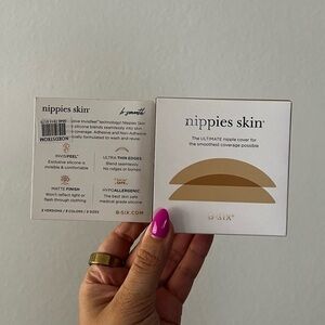 SKIN REUSABLE COVERS BY B-SIX